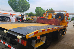 航天桥附近拖车电话号码服务