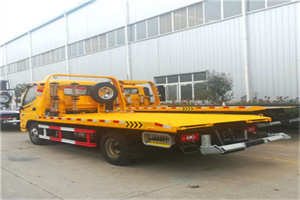 航天桥附近拖车救援搭电